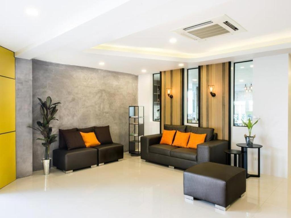 The Circle Hotel Buriram Exterior foto