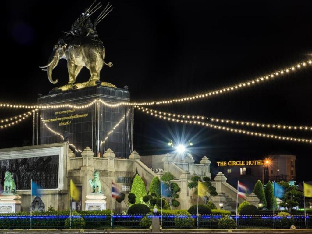 The Circle Hotel Buriram Exterior foto